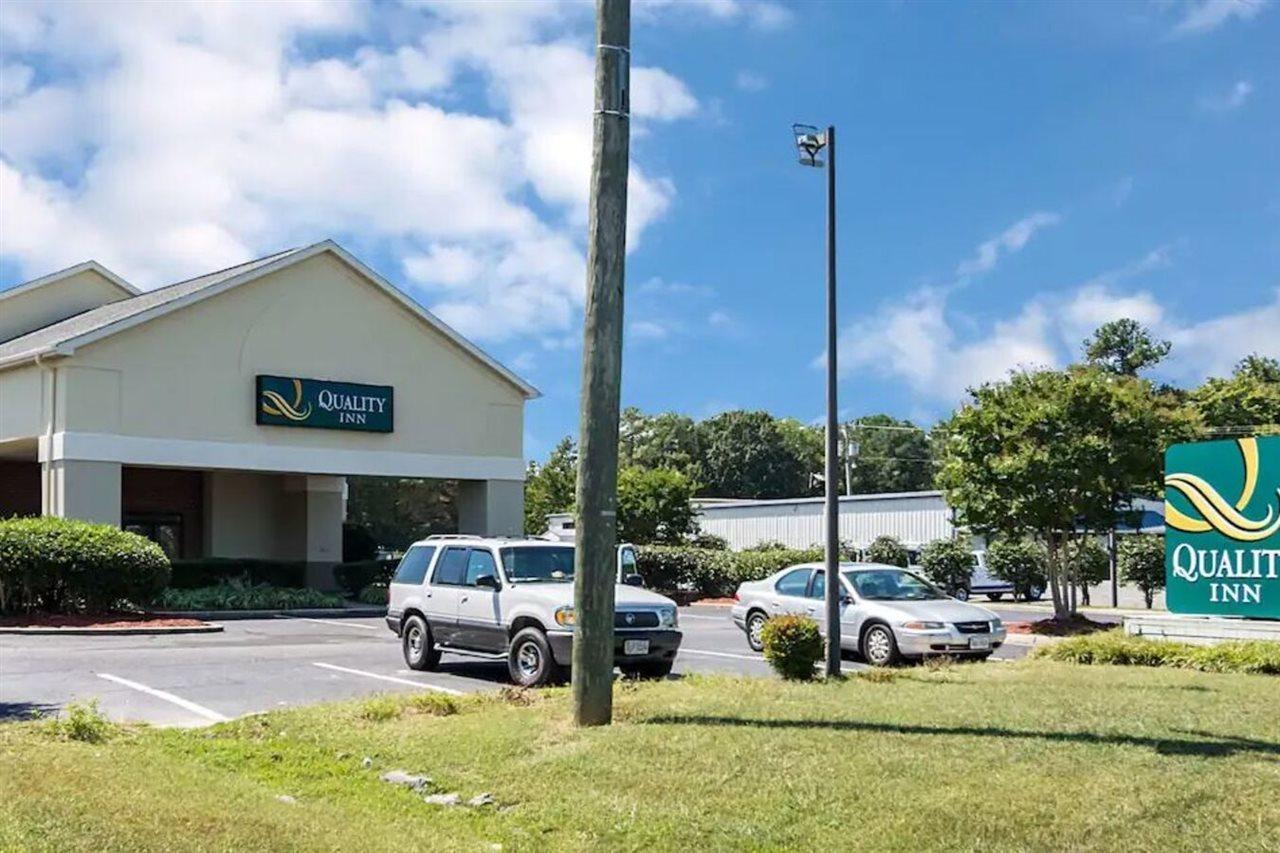 Quality Inn Warsaw Near Rappahannock River Buitenkant foto