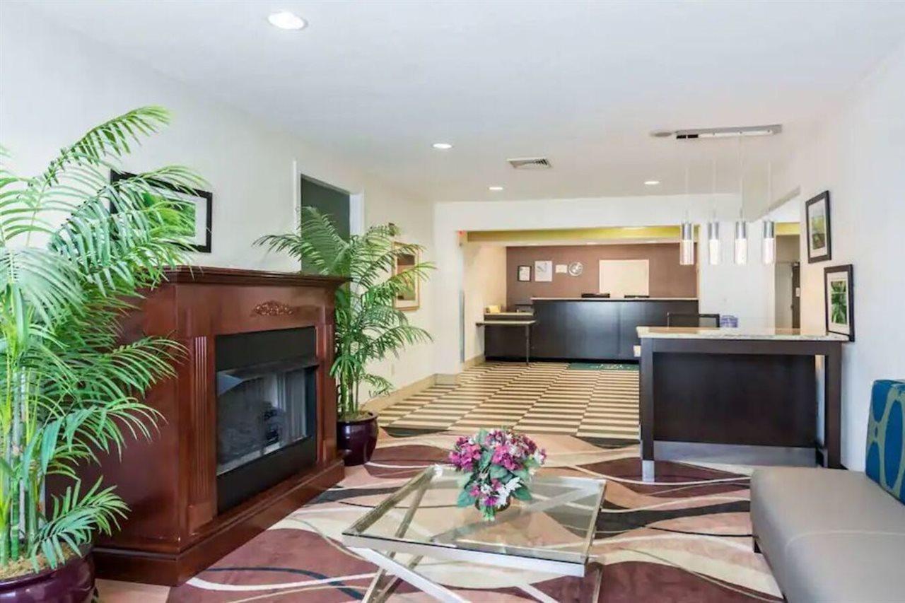 Quality Inn Warsaw Near Rappahannock River Buitenkant foto