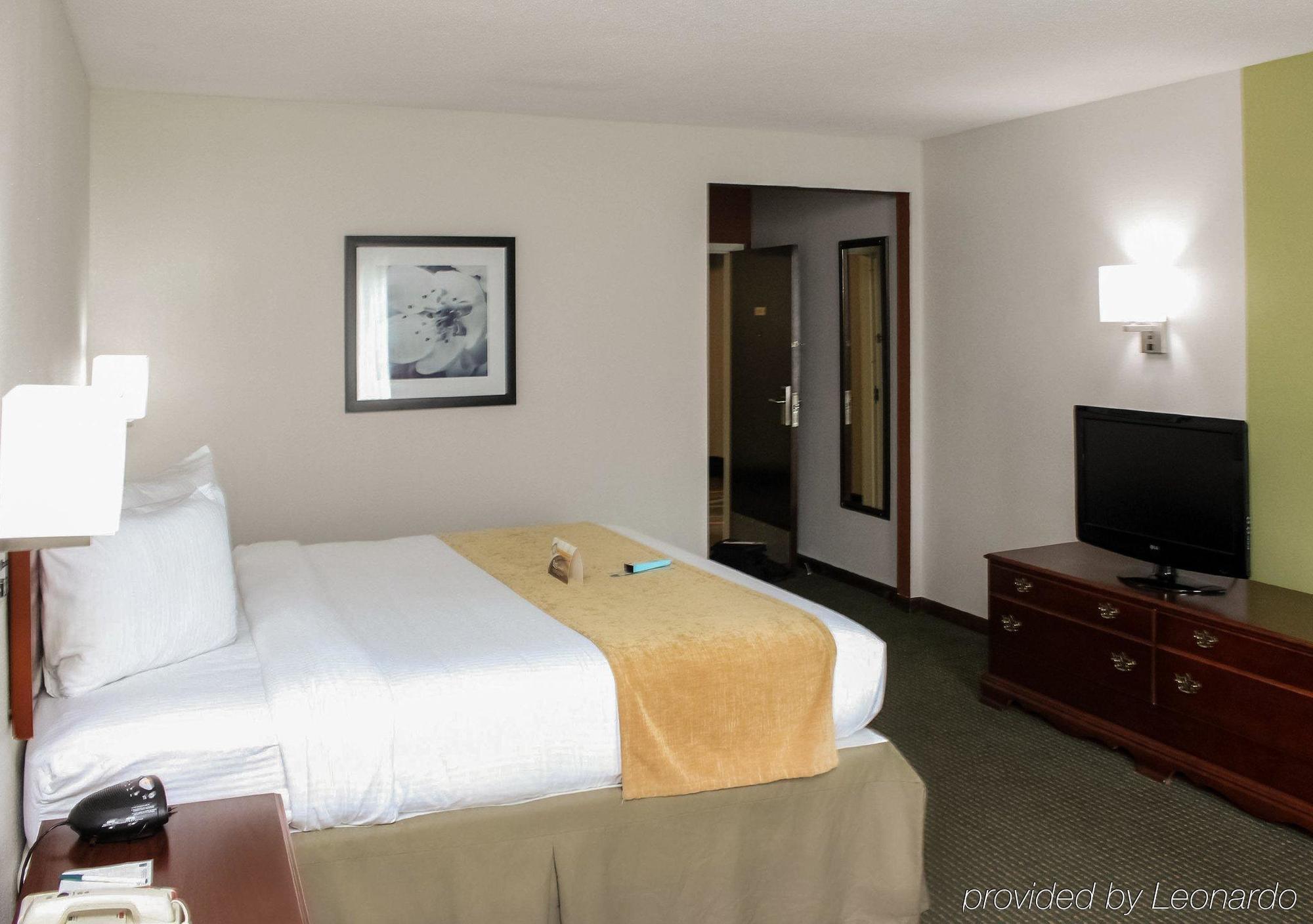 Quality Inn Warsaw Near Rappahannock River Buitenkant foto