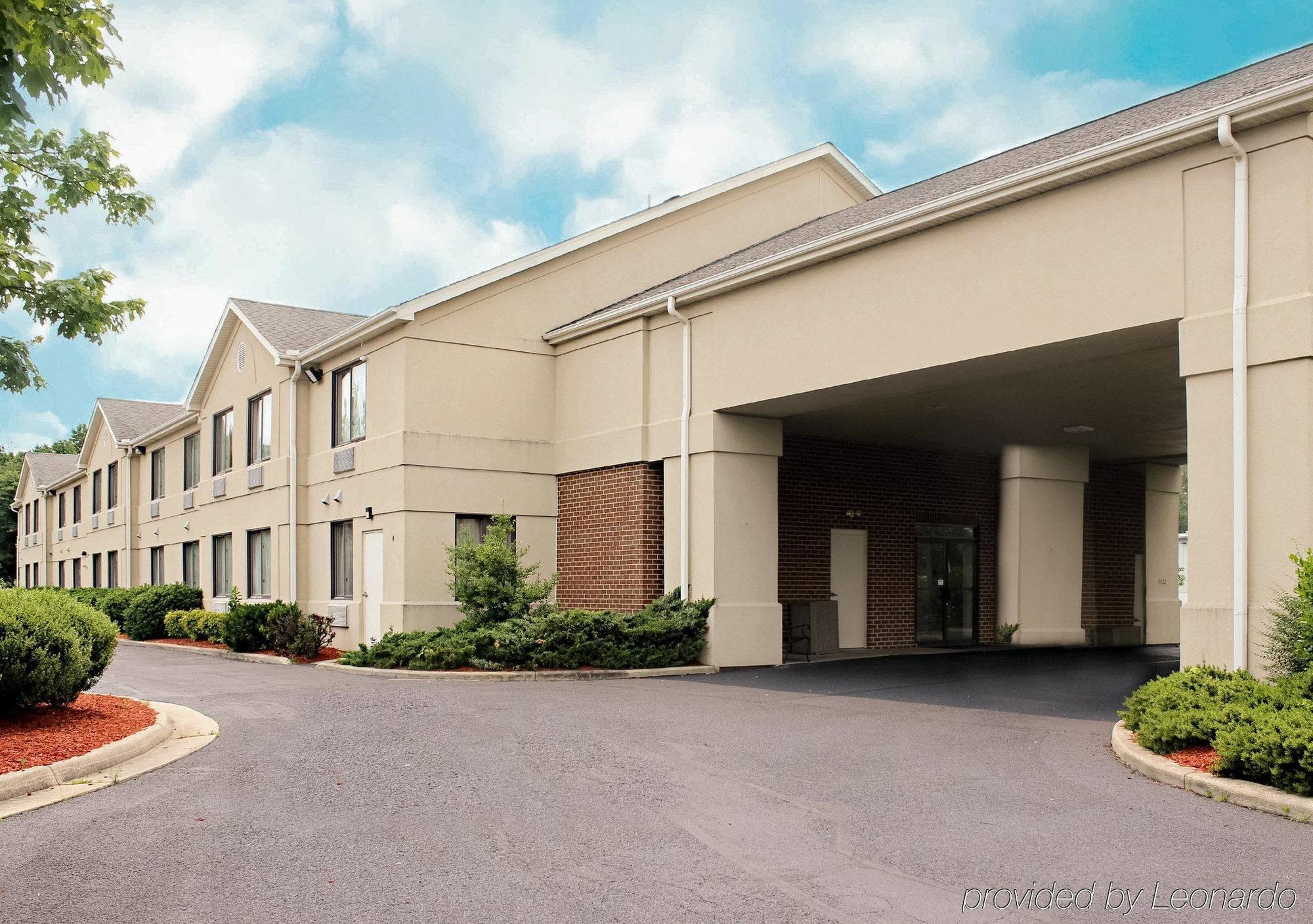 Quality Inn Warsaw Near Rappahannock River Buitenkant foto